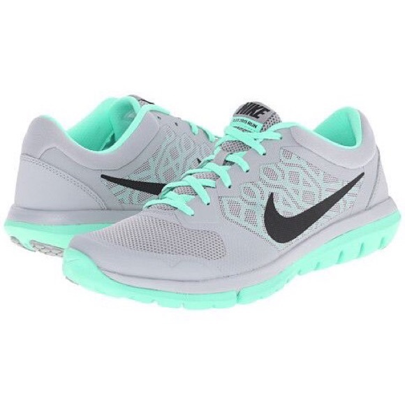 Nike Shoes - Women’s Nike Flex 2015 Shoes